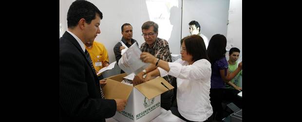Consultas internas reemplazarían al voto preferente | Archivo | Los partidos podrían hacer elecciones internas para elegir sus listas.