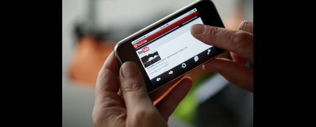 En YouTube ponen a prueba señal en vivo | Archivo | YouTube ya emitió en directo un concierto de U2 y un discurso de Obama y la liga de cricket de la India.