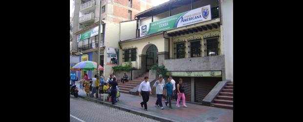 Salud del Censa está en mesa de cirugía | Alejandro Gómez Valencia | Felipe Andrés Gil, secretario de Educación de Medellín, aclaró que en los otros programas del Censa no hay quejas. La institución tiene unos 18.000 alumnos.