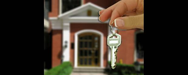 Arriendo directo tiene sus riesgos | | Otra dificultad al arrendar de forma directa es que el propietario del inmueble pueda determinar y pactar un canon de arrendamiento justo. "Si no estás metido en el mercado inmobiliario no vas a tener una fuente de información para saber.