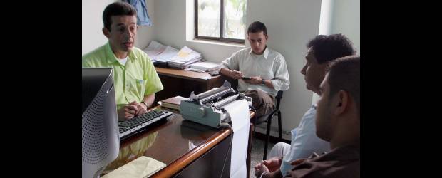 El Tránsito no acabará audiencias por choques | Archivo | Por su trabajo eficiente, la Subsecretaría Jurídica del Tránsito de Medellín recibió el año pasado el Premio Nacional de Alta Gerencia otorgado por Planeación Nacional y entregado por el presidente Juan Manuel Santos.