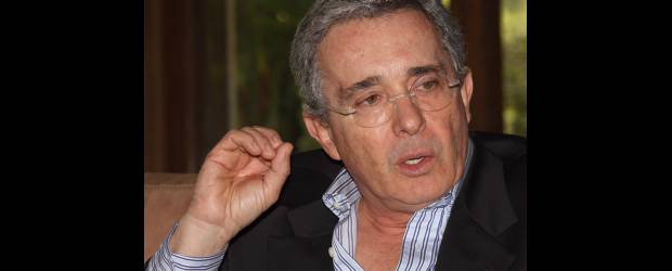 Uribe cuestiona a Gloria Cuartas | Archivo | El expresidente Uribe cuestionó ayer en su cuenta de twitter a la exalcaldesa de Apartadó Gloria Cuartas, quien ahora es funcionaria de la administración distrital.