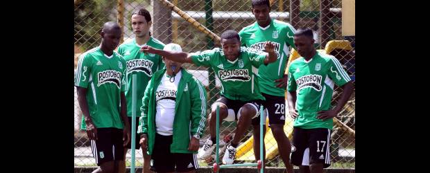 Nacional sale por el liderato | Archivo | Dorlan Pabón, Danny Aguilar, Édgar Zapata y todo el plantel campeón de la Liga, estará hoy en el duelo frente a Envigado en el Oriente antioqueño.