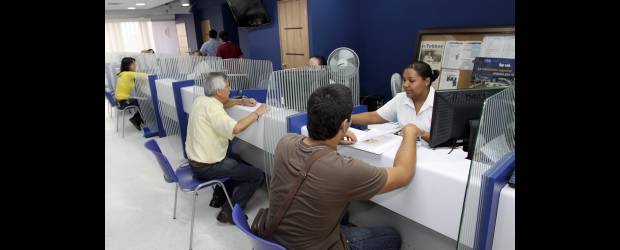 Dinero para los del uno, dos y tres | Archivo | El MCIT otorgará crédito condonable del 50% del valor de la matrícula y el 50% restante lo aportará el Icetex como monto reembolsable.