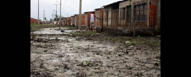 Sigue en vilo la reforma a las CAR | Jaime Pérez, Enviado Especial, Sur Del Atlántico | Son muchos los municipios del país que, todavía afectados por el impacto del invierno en 2010, se enfrentan hoy a una nueva tragedia.