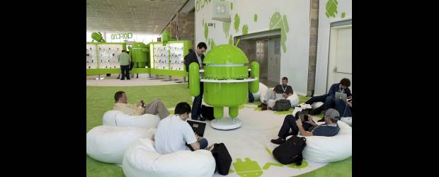 En Android también se es productivo | Archivo | Google lidera la alianza que promueve el sistema operativo Android para móviles y tabletas, una plataforma abierta que ha evolucionado y crecido de forma significativa en el último año, al punto de rivalizar frente a otras alternativas dominantes como Apple y Blackberry.