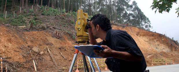 Túnel no se detendrá: Ramos | Archivo | Consolidar una ciudad-región que involucre el Valle San Nicolás es el argumento principal del Gobernador para seguir adelante con el túnel de Oriente.