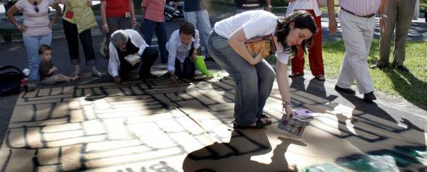 Se acerca la Parada | Archivo | La primera parada juvenil de lectura demostró que los jóvenes sí leen.