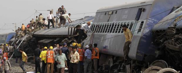 A la guerrilla maoísta fue atribuido sabotaje a tren de pasajeros en India | AP | Las autoridades informaron que hubo una explosión que generó el desacarrilamiento.