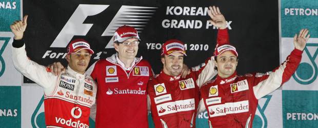 Alonso ganó en Corea y es líder | AP | El español, de Ferrari, logró su quinta victoria de la temporada, en una caótica carrera en la que abandonaron los pilotos de Red Bull.