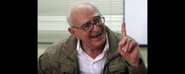 Galat, con la fe en Dios y en las instituciones | Archivo | "Con humildad y con fe sigo promoviendo y predicando el programa que me propongo para sacar a Colombia del atolladero en que está", afirmó Galat.