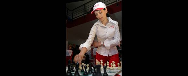 Campeona mundial de ajedrez, en Medellín | Juan Barrero-Bogotá | Bogotá y Medellín, únicas plazas que visitará Alexandra Kosteniuk.