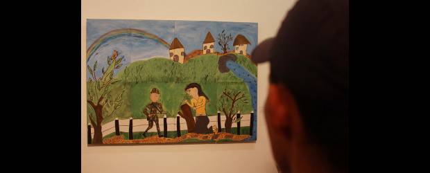 El horror se ve en la guerra pintada | Róbinson Sáenz | La exposición se abre al público hoy, miércoles 12 de mayo, y estará abierta hasta el 8 de agosto en las salas temporales de la Casa del Encuentro del Museo de Antioquia.