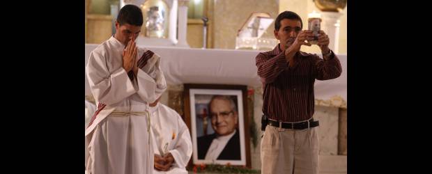 Misa para recordar al sacerdote y amigo | Edwin Bustamante | Ayer se ofició una misa en el Santuario de la Madre Laura, el lugar donde el Padre Calixto presidió su última eucaristía antes de morir.