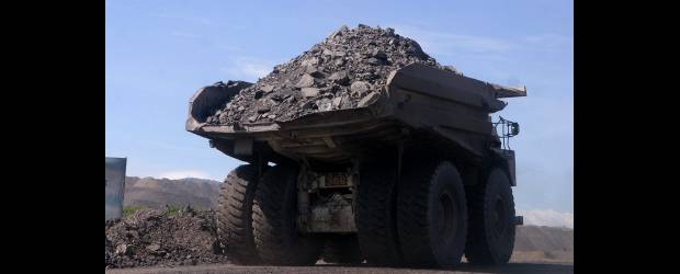 Con más petróleo y carbón despega locomotora minera | Archivo | La producción de carbón aumentó 5,98 por ciento en el primer trimestre de 2011, año en el que se espera una producción de 87 millones de toneladas. Sí ha despegado la locomotora minera, dice el Ministerio de Minas y Energía.