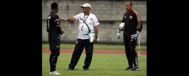 Salir del fondo es la meta dorada | Manuel Saldarriaga | Álvaro de Jesús Gómez confía en la reacción del Itagüí ante Equidad.