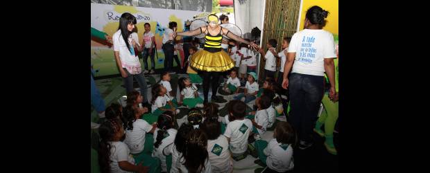 Una feria con magia para un buen comienzo | Róbinson Sáenz | En la Feria Buen Comienzo, que se desarrolla en Carabobo Norte, entre el Jardín Botánico y Explora, alrededor de 380 personas trabajan en equipo para llevar diversión y aprendizaje a los niños.