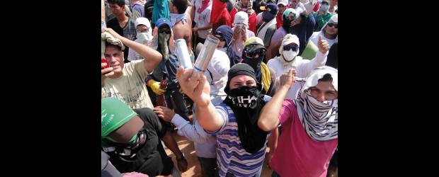 Paran producción petrolera en campo de Pacific Rubiales en Puerto Gaitán | Colprensa | Los trabajadores del campo de Pacific Rubiales en Puerto Gaitán, Meta, continúan con el cese de actividades, que iniciaron el pasado sábado.