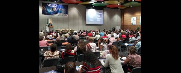 Las mutuales diversifican sus servicios | Juan Fernando Rojas | Cerca de 600 líderes y miembros de asociaciones mutuales de Antioquia, otras regiones de Colombia y 10 países de América Latina, se reunieron en el Foro Mutualista 2011, donde analizaron el futuro de estas empresas solidarias.