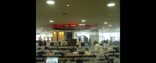 Tranquilidad en la Bolsa en medio de turbulencia | Archivo | El mercado colombiano se mantiene expectante respecto a lo que ocurre en las bolsas internacionales, afectadas por la incertidumbre constante.