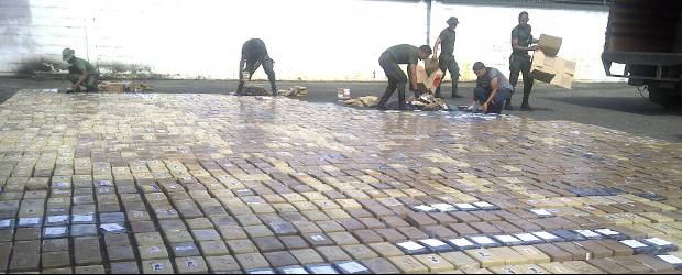 Policía incautó seis toneladas de cocaína en Buenaventura | La droga tenía como destino Estados Unidos.