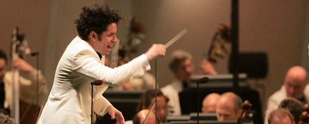 Dudamel hace historia en iTunes | AP | El venezolano Gustavo Dudamel es uno de los mejores directores de orquesta del mundo.