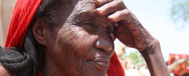 Se abrió un puente aéreo urgente de ayuda alimentaria para Somalia | Reuters | Somalia vive una grave crisis alimentaria.