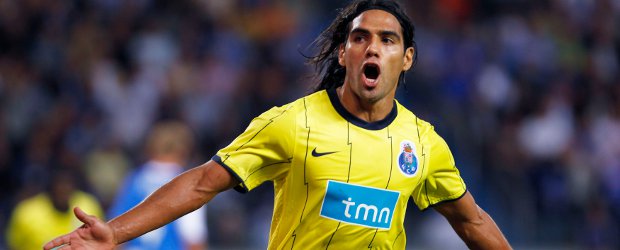 El secreto del fútbol luso: Comprar jóvenes valores, vender a precio de oro | Reuters | Falcao, que llegó al Porto procedente del River Plate argentino, dejó el fútbol luso y ahora jugará en la liga española.