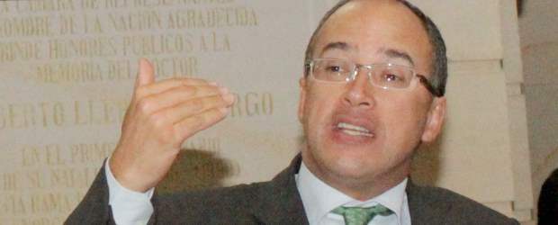 Juan Carlos Echeverry fue galardonado como el mejor ministro de Hacienda de las Américas |