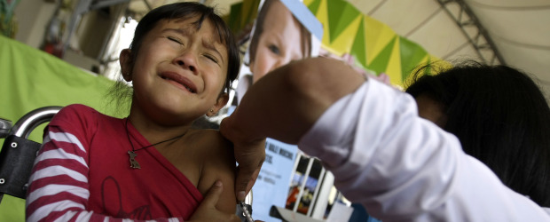 Hay escasez de vacunas contra la fiebre amarilla | Archivo | Debido a la escasez de vacunas contra la fiebre amarilla la Secretaría de Salud, por medio de Metrosalud, ordenó la aplicación de solo 50 dosis diarias.