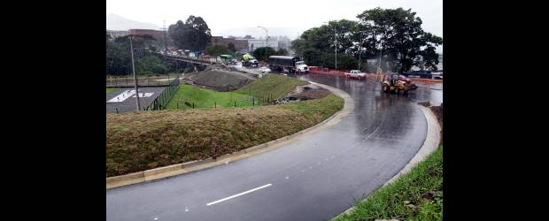 Retorno Ancón Sur está listo | Manuel Saldarriaga | La puesta en servicio de este retorno vial hacia la avenida Regional marcará un giro hacia Medellín con mucho menos accidentalidad como la que venía registrando este punto donde empieza la doble calzada.