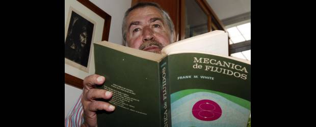 Con un oído oye a Newton y con el otro, a Carrasquilla | Jaime Pérez | Galileo y Leonardo Da Vinci fueron dos de los modelos de Jorge Alberto Naranjo. Por eso, abarcar con éxito varias áreas del conocimiento -la literatura, las ciencias naturales y la historia del arte- resulta coherente y normal para él.