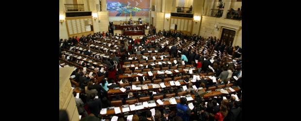 Congreso y Gobierno, en un buen momento | Archivo | El analista Andrés Mejía Vergnaud manifestó que el trabajo del Congreso durante esta legislatura hay que destacarlo no por el número de leyes que sancionaron, sino por lo compleja de algunas de ellas. Ahora el lente de la opinión pública se traslada a la Casa de Nariño, donde se deben comenzar a ejecutar.