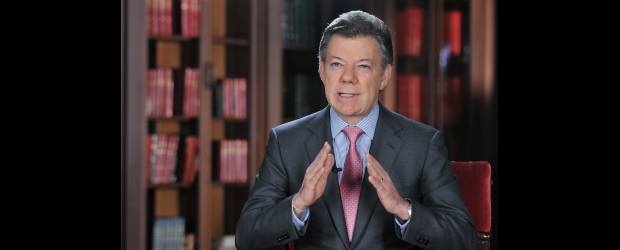 El presidente invita a votar a conciencia | Presidencia | El presidente Juan Manuel Santos afirmó que "el país va por buen camino" e invitó a la gente a votar a conciencia, temprano y a elegir bien, por una nación cuyo futuro está en manos de todos.