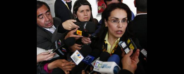 Investigación a Carlos A. Lucio quedó sin doliente | Archivo | El representante a la Cámara por el partido Conservador, Ramiro Bocanegra, dijo que respeta la gestión de la fiscal Viviane Morales, pero propuso designar un fiscal ad hoc para investigar a su esposo y así garantizar transparencia.