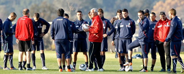 Paraguay calibra el ánimo del campeón | Reuters | Italia trabajó con la fe puesta en empezar con el pie derecho la defensa del título de campeón del mundo.