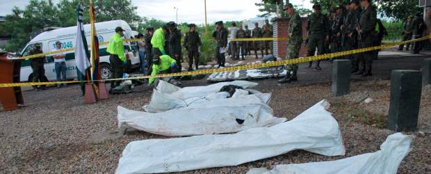 Golpe a frente 33 de las Farc | Colprensa | El bombardeo de la Fuerza Aérea al campamento de una estructura del frente 33 de las Farc, en Sardinata (Norte de Santander), fue la puntada final a una operación de las unidades Antinarcóticos y Antisecuestro de la Policía.
