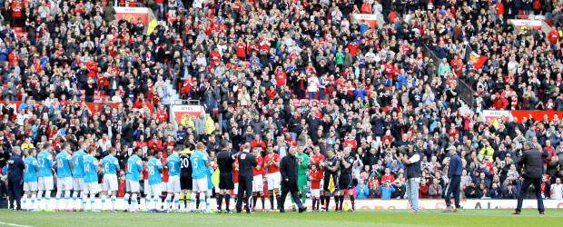 Ferguson celebró los 25 años en el Manchester con victoria | Reuters | Ferguson entró a la cancha con una guardia de honor formada por los jugadores de United y Sunderland.