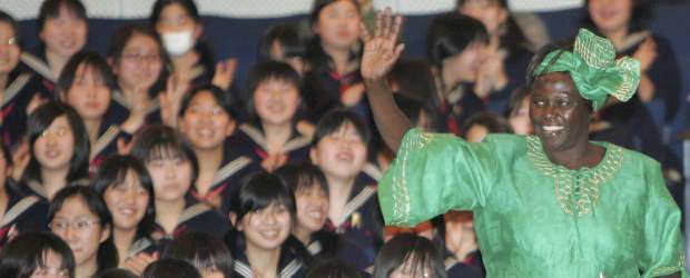Murió la Premio Nobel de la Paz Wangari Maathai | Reuters | Su lucha contra el opresivo régimen de Moi en Kenia y sus esfuerzos por conservar el Medio Ambiente le valieron el Premio Nobel de la Paz en 2004.