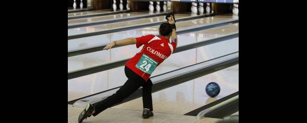 Juveniles brillaron en la bolera | David Sánchez Mejía | Valentina Collazos logró un par de medallas de bronce en individuales y colectivas en el Campeonato Suramericano que se jugó en Medellín.