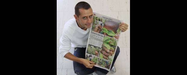 Archivo | El fotógrafo Manuel Saldarriaga recibirá hoy el premio Rey de España por su foto Inocencia en medio de la coca.