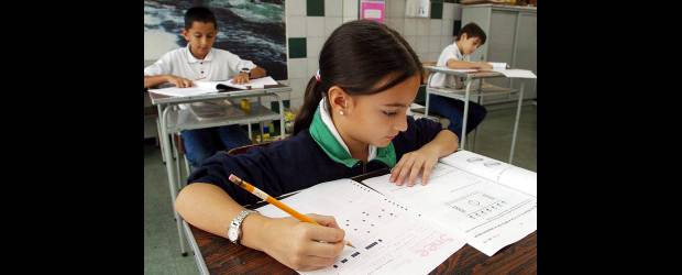 Las Saber rajan a mayoría de los estudiantes | Archivo | En la página del Icfes está disponible una guía de orientaciones para los establecimientos y secretarías con el propósito de facilitar la consulta, lectura e interpretación de resultados. Al hablar de Antioquia se excluyen los municipios certificados: Medellín, Bello, Envigado, Itagüí, Turbo, Apartadó, Rionegro, Sabaneta.