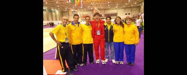 Kata de varones logró el quinto puesto mundial | Cortesía Federación Colombiana De Judo | Esta es la delegación de Colombia que tomó parte en el Campeonato Mundial de Katas del deporte del judo que se cumplió en Budapest, Hungría.