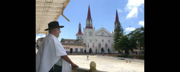 El domingo, cabalgata por el asilo de ancianos |