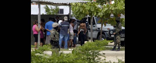 Siguen masacres en México | Bernandino Hernandez, AP - Acapulco, México | México ha vivido esta semana una seguidilla de masacres que dejan 53 muertos. El presidente Felipe Calderón dijo que la violencia se puede recrudecer.