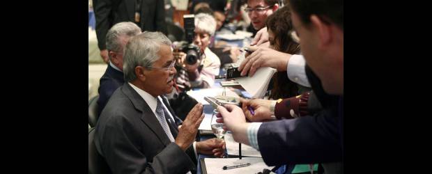 Impulsan petróleo a US$100 | Reuters-Ecuador | Ali Al-Naimi, ministro de Petróleo de Arabia Saudita, habló en la reunión de la Opep sobre el aumento de precios del crudo en los últimos días,