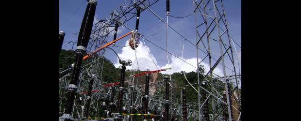 Avances en integración eléctrica | Archivo | La energía que Colombia le entregará a Venezuela (1,5 gigavatios hora-día) serán pagados por Venezuela con 3,2 millones de galones de combustibles.