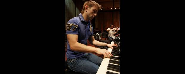 El pianista será el de la diversión | Róbinson Sáenz | El concierto de Sergei es esta noche, a las 6:00 p.m. Informes: 266 55 00.