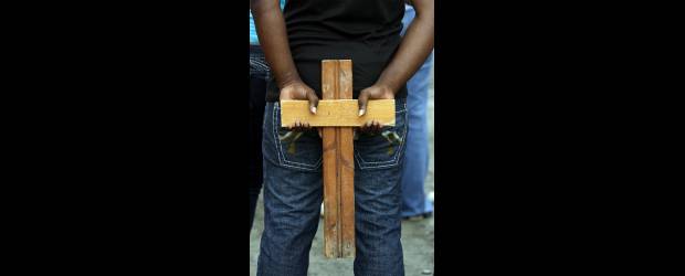 También sufre por la vida quien asesina | Henry Agudelo | La magíster en psicología Gladys Pérez ha dedicado los últimos 16 años de su vida profesional a estudiar los efectos de la violencia. Ella será una de las invitadas al Congreso de Psicología en Medellín en junio próximo.
