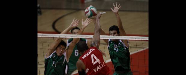 Valle sale a sellar hoy el título del Supervolei | Hernán Vanegas | Mientras Valle fue contundente en ataque, Antioquia falló demasiado en el servicio. Hoy se repite el duelo en la U. de M.